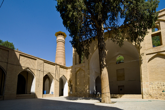 Mir-e Zobair Mausoleum, Sirjan