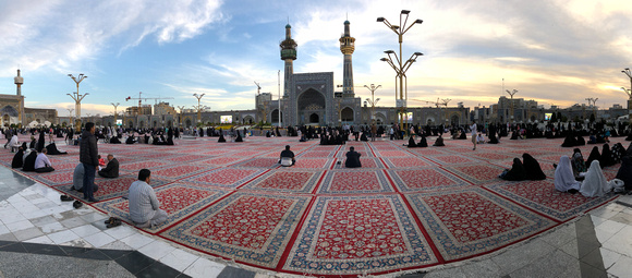 Imam Reza Courtyard: main entrance